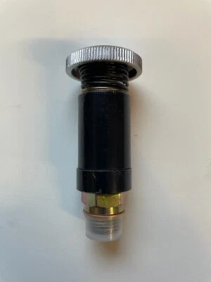  IH International 274 & 284 Diesel Fuel Primer fits Nissan SD16 engine 1058173c1 - Image 1 of 4