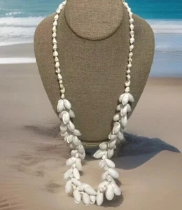 White Beaded Shell Necklace READ DESCRIPTION - Picture 1 of 6