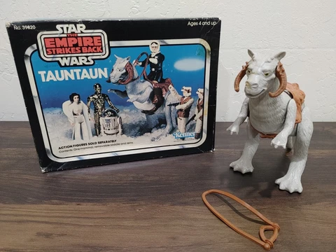 Star Wars Vintage Original 1980 Kenner Hoth TaunTaun Action Figure In Box Cover