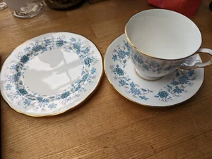 Colclough Bone China Teacup Saucer Plate, blue cornflowers, gilt edge, mint cond - Picture 1 of 6