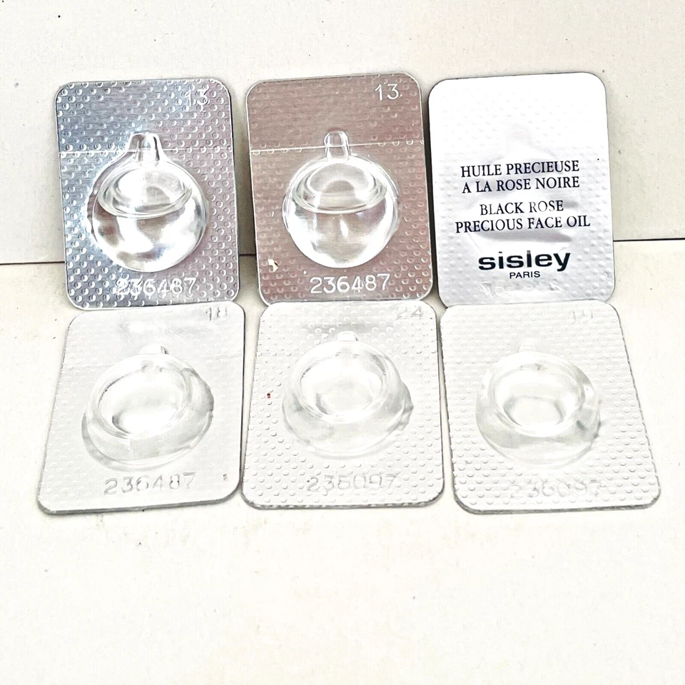 Sisley Paris Black Rose Precious Face Oil 0 5ml Anti Wrinkle Sample