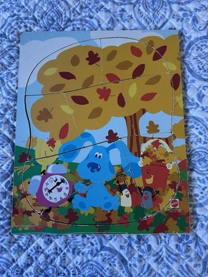 Vintage 1999 Viacom Blues Clues & Friends Fall Leaves 8 Piece Wood Tray Puzzle - Image 1 of 4