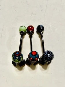 (3) Manopola Ceramica Dipinta A Mano Metallo Doppio Gancio Montaggio a Parete 6” Appendiabiti Asciugamani - Foto 1 di 11