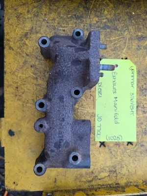 Colector de escape Yanmar 3TNV84T 3 CILINDROS DIÉSEL JD 7700 Foto 1 de 4