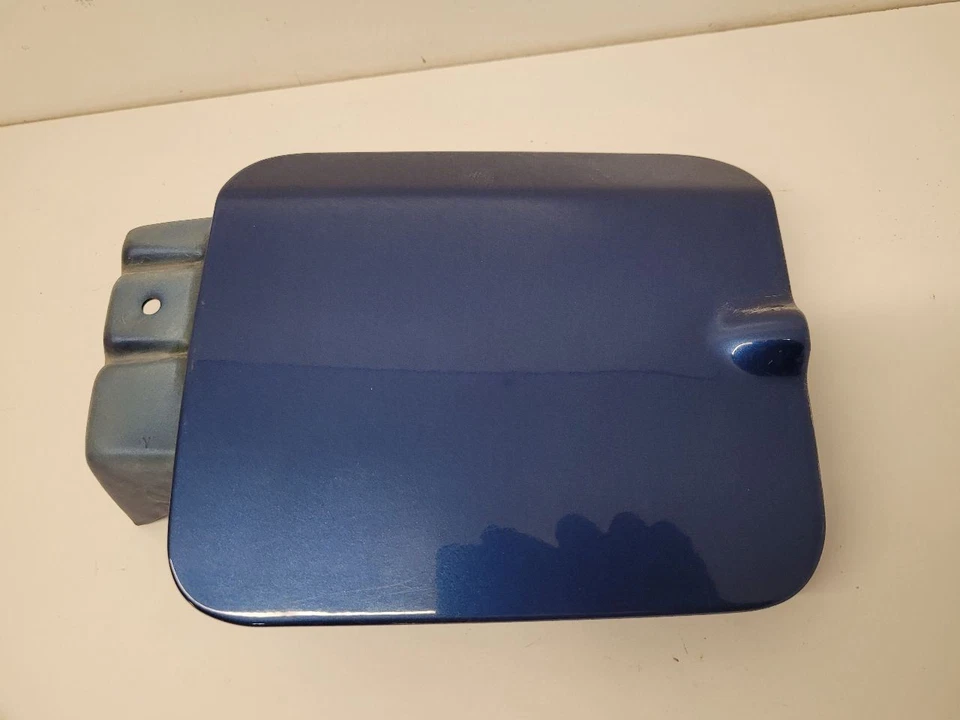 2009 2010 DODGE CHARGER Fuel Filler Door Blue 68025194AB     Foto 1 de 4