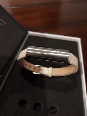  Misfit Ray - Rastreador de fitness/sueño con banda beige (tal cual). Banda extra gris PLUS Foto 1 de 4