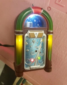 2008 Jukebox Party Magic light and Music Hallmark Christmas Ornament - Picture 1 of 12