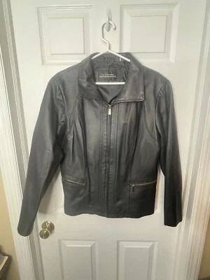 La Nouvelle Renaissance Genuine Leather Black jacket.  Size XL - Image 1 of 4