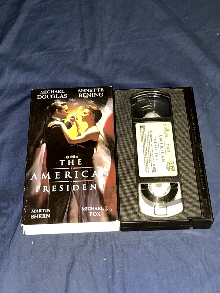 The American President 1995, VHS - Michael Douglas - Annette Bening - Comedy - Image 1 of 4