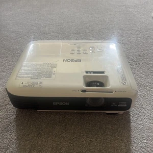 Proiettore Epson EB-U04. Lampadina sparita ma funzionava bene fino a questo punto. - Foto 1 di 3