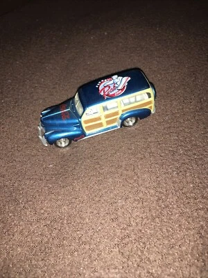 Chevy Coca Cola 1941 Johnny Lightning azul leñoso Foto 1 de 4