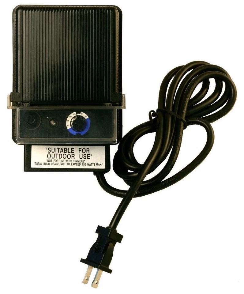 Open-box 150 WATT 12V LOW VOLTAGE LANDSCAPE LIGHTING TRANSFORMER LED COMPATIBLE - Image 1 of 4