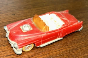 Vintage 1993 Hot Wheels Red Convertible Car Mattel/China - Picture 1 of 8