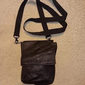Vintage Harley Davidson Crossbody Bag/Purse Black - Picture 1 of 12
