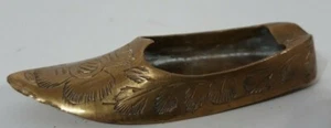 Vintage Solid Brass Engraved Shoe Ash Tray India - Picture 1 of 8