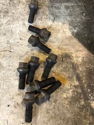 VW T4 TRANSPORTER 1990 - 2003 SET OF 20 STEEL WHEEL BOLTS 701601139B - Image 1 of 2