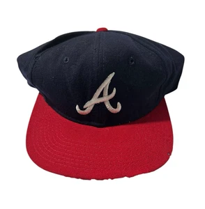 Chapeau vintage Atlanta Braves Sports Specialties logo bleu écriture ajusté 7 1/4 détresse - Photo 1/14