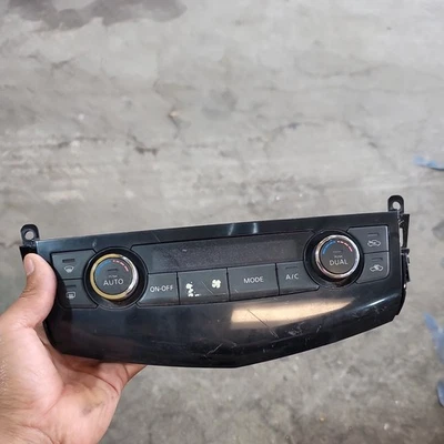 2013 2015 Nissan Altima AC Heater Climate Control Temperature Panel - Image 1 of 3