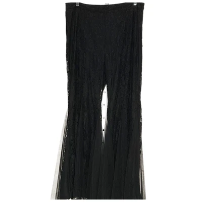 Pantalones de pierna ancha de encaje negro Fashion Nova Foto 1 de 4