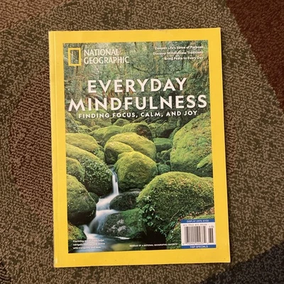 National Geographic Special Publication Magazine Everyday Mindfulness Focus Calm Foto 1 de 4