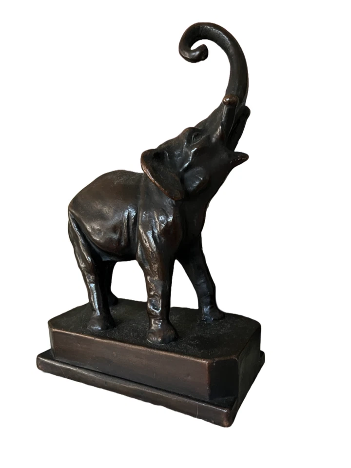 Escultura de elefante africano de latón - pieza realmente hermosa. Foto 1 de 1