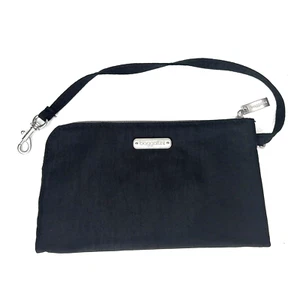 #BAGGALLINI Black Nylon Wristlet Pouch Wallet Clutch Purse RFID - Picture 1 of 8