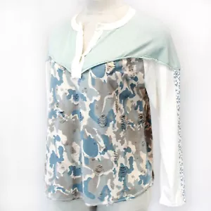 Easel Green Camouflage Print Tee Top Sweatshirt Medium - Picture 1 of 10