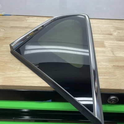 Hyundai Santa Fe Sport 2013-2018 cuarto trasero ventana de vidrio OEM pasajero derecho Foto 1 de 4