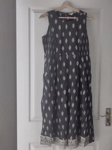 Ladies Fatface Knee Length Spring/ Summer Dress Size 12- Good- sheering elastic - Picture 1 of 16