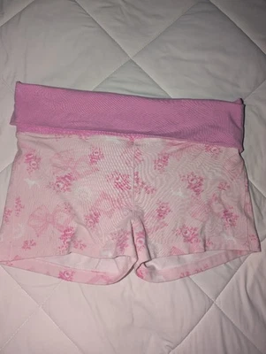 Pantalones Cortos Victoria’s Secret ROSA x LoveShack Fancy - Usados Foto 1 de 4