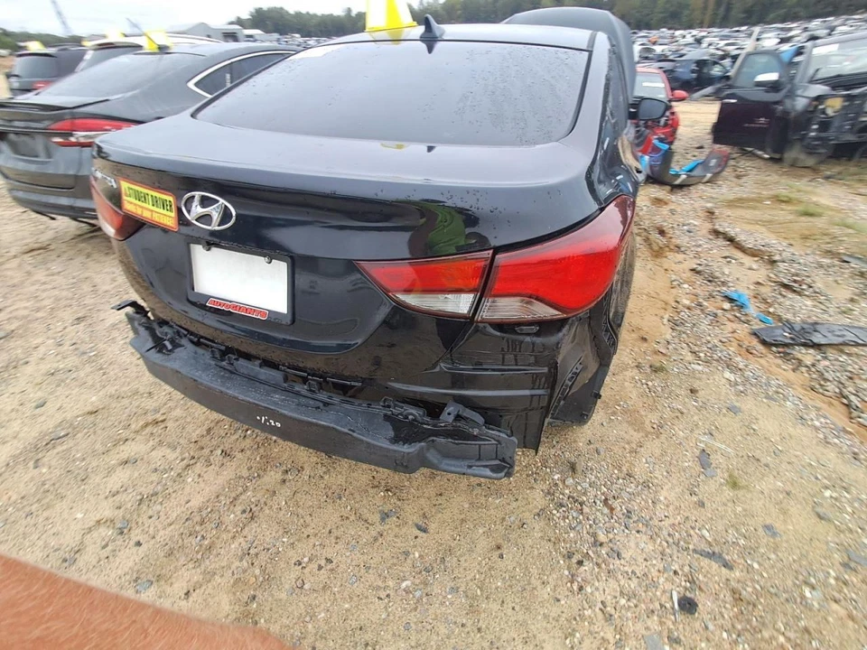 Maletero/portón trasero sedán con entrada sin llave se adapta a 14-16 ELANTRA 2649952 Foto 1 de 4