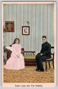 Postal de comedia de pareja romántica Can't You See I'm Lonely 1919 - Imagen 1 de 2