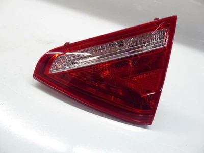 PILOTO TRASERA INTERIOR IZQUIERDA Audi A5 Sportback (8TA) 8T0945094 - Imagen 1 de 4