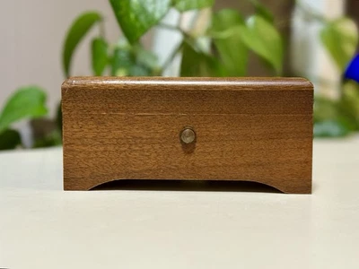 Caja de música Thorens hecha en Suiza mangas verdes ¡todavía funciona! Vintage Foto 1 de 4