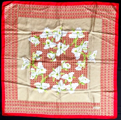 VALENTINO NUEVO VINTAGE 100% SEDA HECHO EN ITALIA BUFANDA FIRMADA PRIMAVERA LIRIOS FLOR! Foto 1 de 4