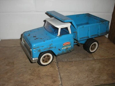 Bonito camión de volteo hidráulico Tonka azul vintage recto años 60 13" SH gratis Foto 1 de 4