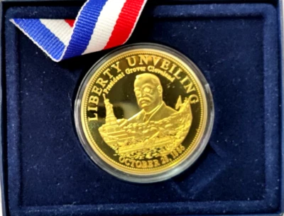 Liberty Unveiling American Mint .9999 Silver  Gold Plated rare  coin for Collect - Image 1 of 4
