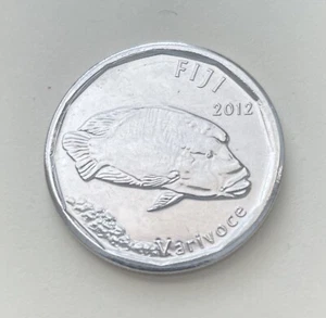 Fiji 2012 50 centavos KM335 Humphead Urasse peces sin circular - Imagen 1 de 2