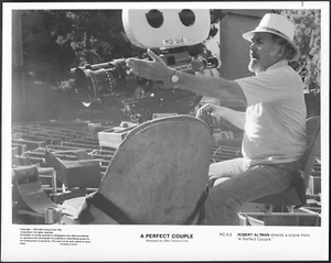 Robert Altman M*A*S*H Director Original 1970s On Set Promo Photo Panaflex Camera - Picture 1 of 1