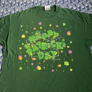 Camiseta Trébol Irlandés Feliz Día de San Patricio Años 90 De Colección Hanes Beefy XL Verde - Imagen 1 de 9