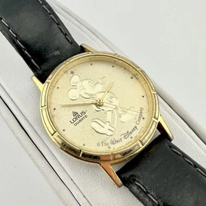 Vintage Lorus Quartz Mickey Mouse Watch 30mm Gold Tone Disney V811-1400 - Picture 1 of 18