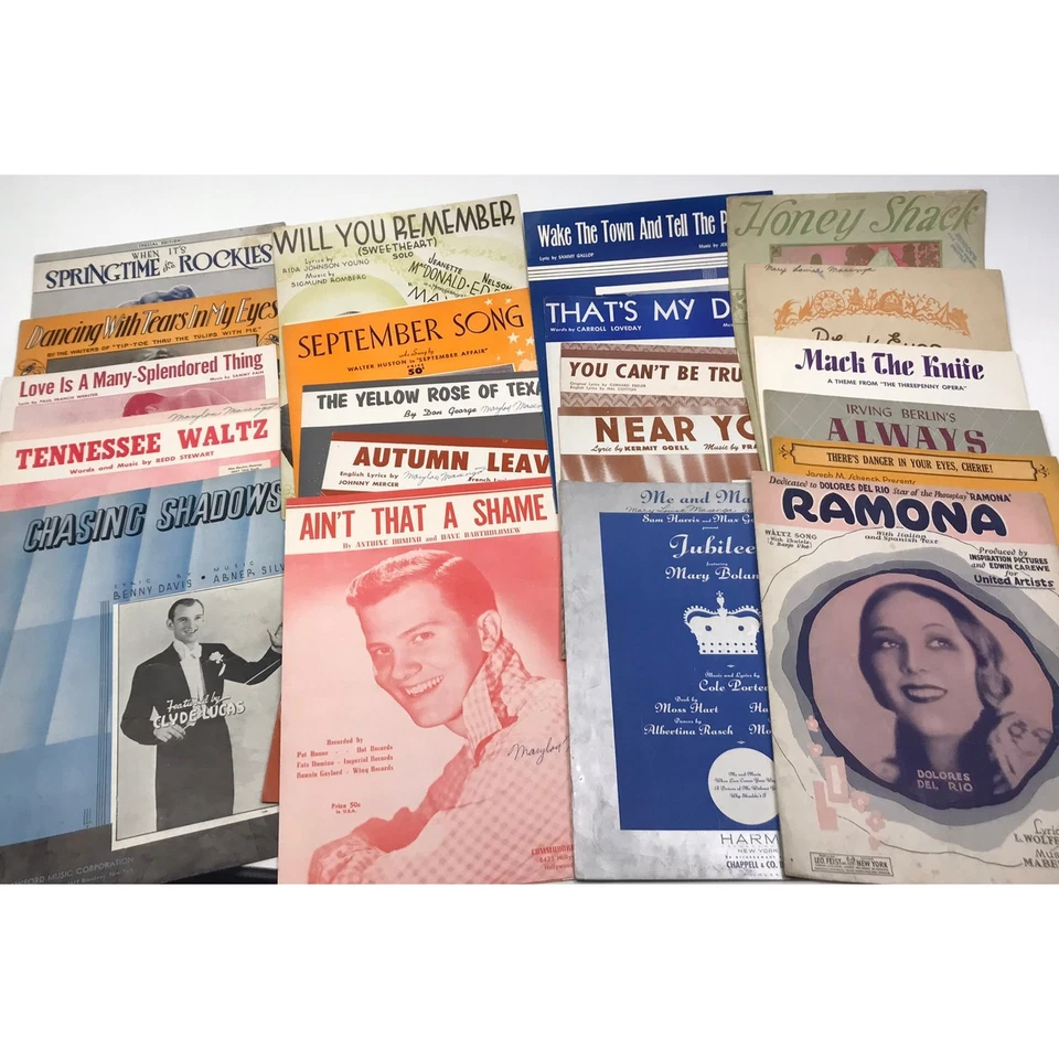 Vintage Sheet Music Lot of 88 Song Books Piano Hollywood Movies Jazz 1930s-1950s - Image 1 of 4