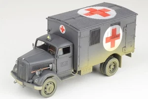 801101B Forces of Valor Kfz.305 Blitz Ambulance 1/32 Model German Army w/1 - Picture 1 of 2