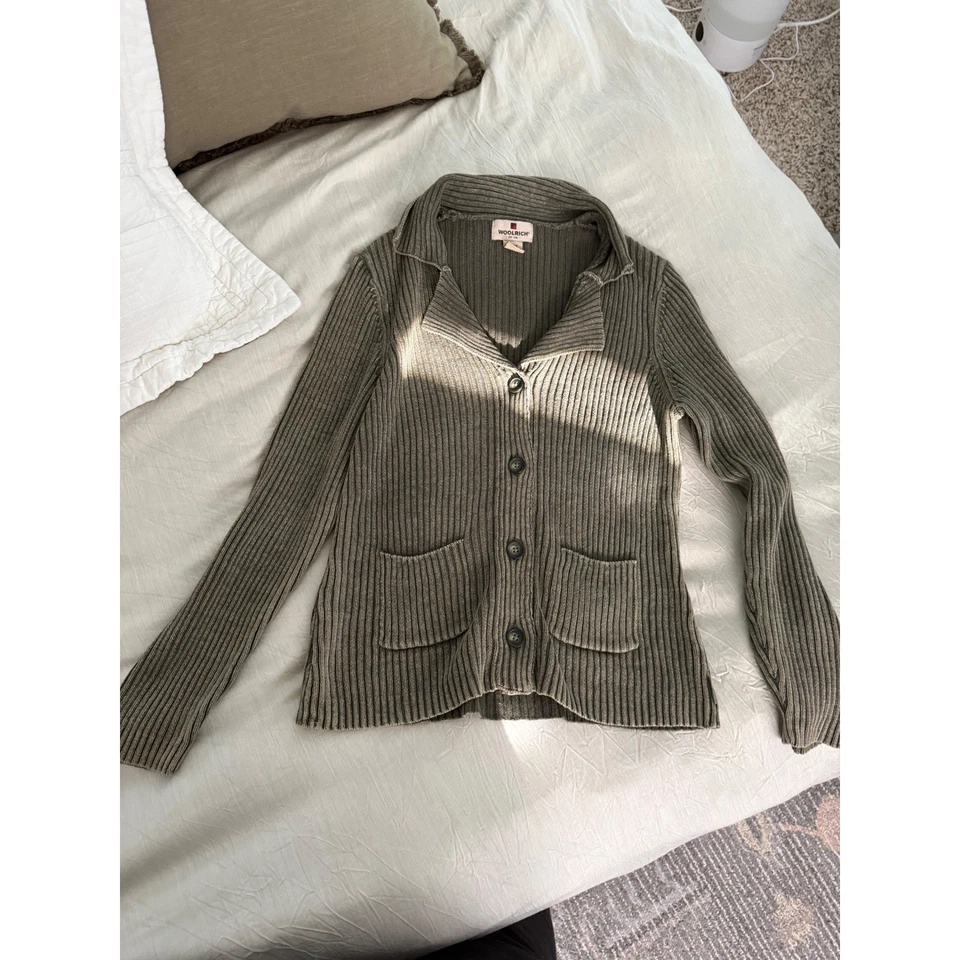 Suéter cárdigan tejido acanalado verde oliva Woolrich para mujer con bolsillos mediano M Foto 1 de 4