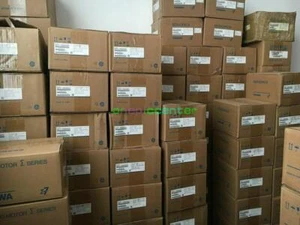 One YASKAWA AC SERVOMOTOR SGMAS-04A2A41 Nuevo - Imagen 1 de 1