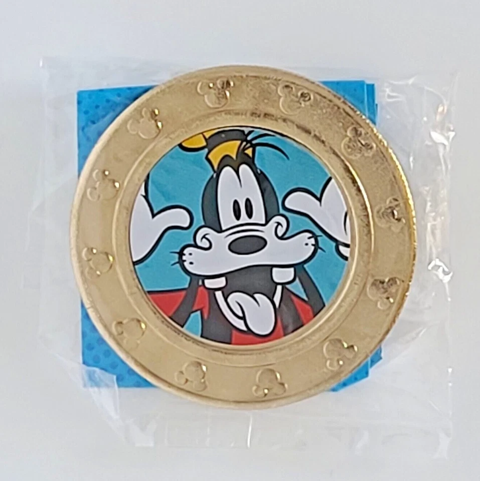 Frankford Wonder Mates Disney Mickey & Friends Classic Goofy Coin - Image 1 of 1