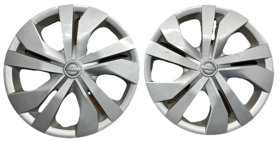 Tapacubos cubierta rueda Nissan Versa 16 pulgadas OEM 2020-2024 40315 5EF0B #E4 Foto 1 de 4