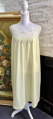Vintage Gilead Yellow Nylon With Lace Trim Nightie 1960s Size Large  - Image 1 of 4