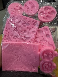 7 Piece Halloween Silicone Fondant Candy Mold - Picture 1 of 5
