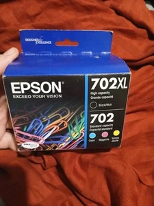 Epson Genuine 702 Ink Cartridge Combo Pack OEM T702120-BCS Exp: 2024 - Zdjęcie 1 z 3